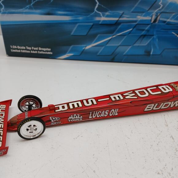 2006 BRANDON BERNSTEIN Budweiser/ Lucas Oil Top Fuel Dragster Diecast 1/24 - Picture 4 of 16